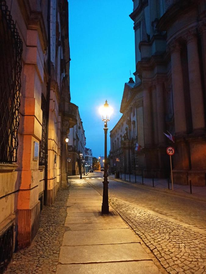 Apartament Rozeta Centrum 6Os Legnica Exteriör bild