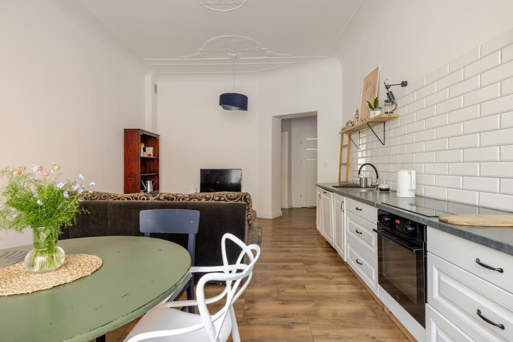 Apartament Rozeta Centrum 6Os Legnica Exteriör bild