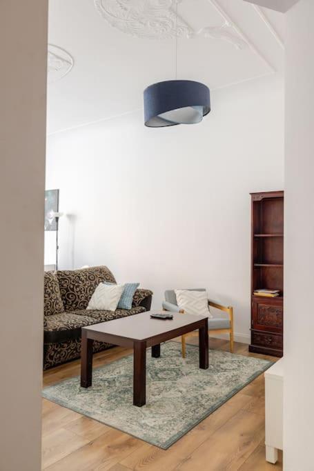Apartament Rozeta Centrum 6Os Legnica Exteriör bild