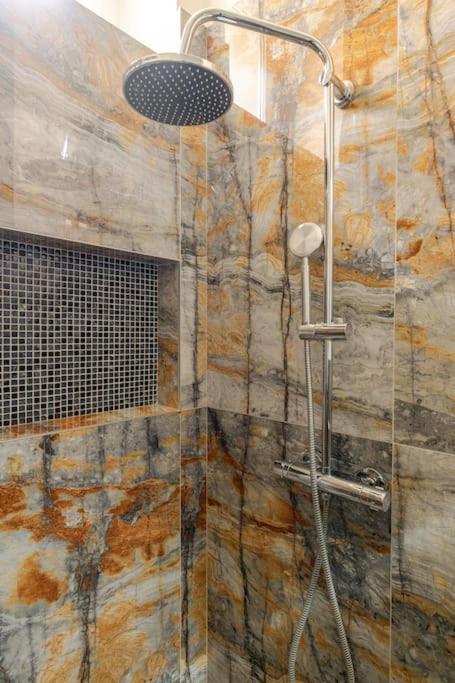 Apartament Rozeta Centrum 6Os Legnica Exteriör bild