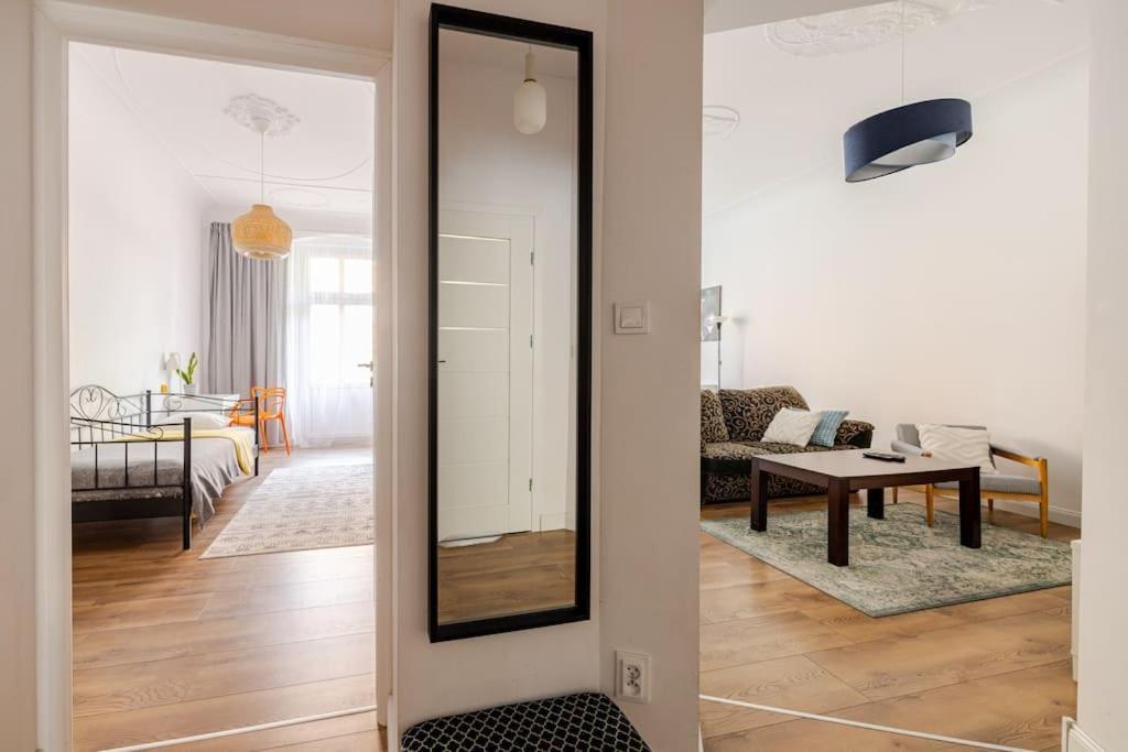 Apartament Rozeta Centrum 6Os Legnica Exteriör bild